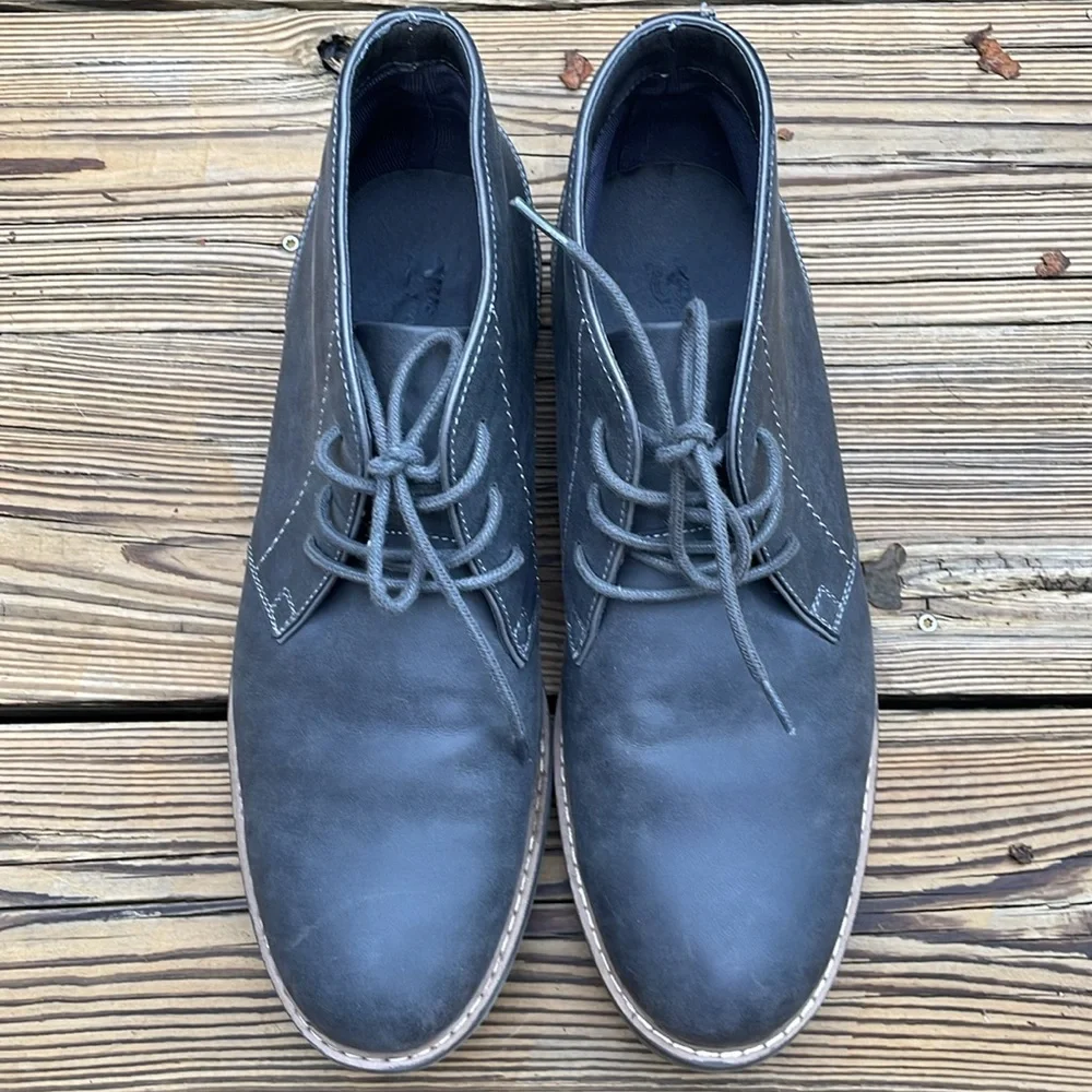 Arizona Dutton Lace-up Chukka Boots